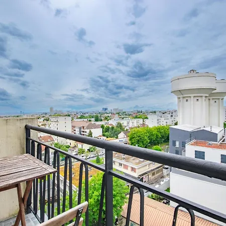 Le Castor Metro L11 Apartment